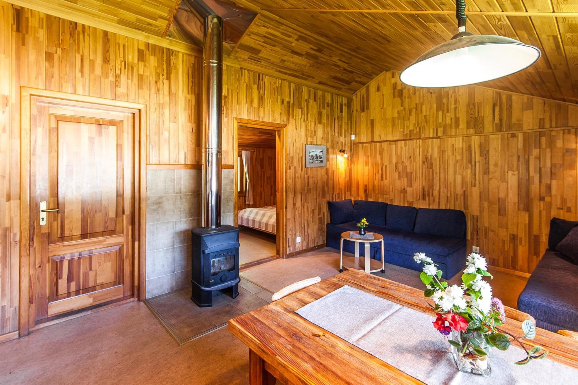 Laucu Akmens Guesthouset 3*